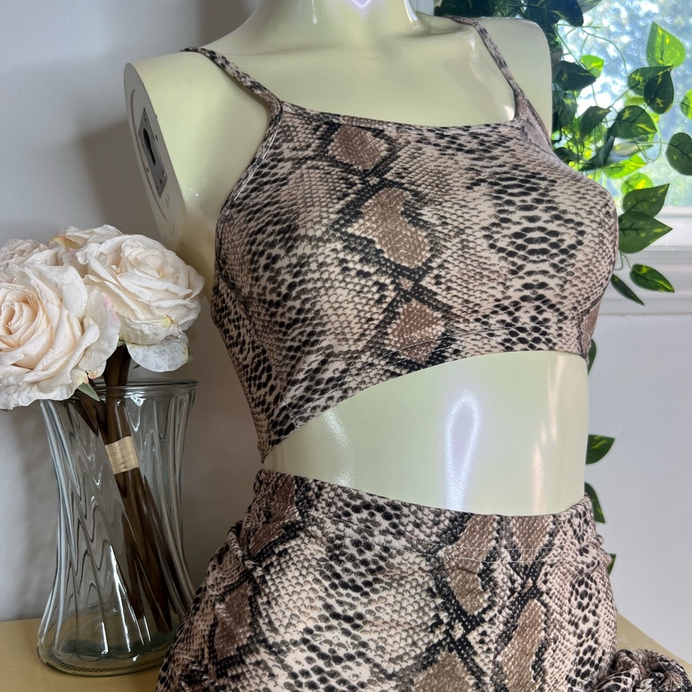 🐍✨Snake Print Crop Top & Biker Shorts Co-ord Set